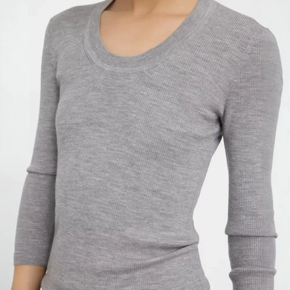 Theory • Grey Melange Regal Wool Scoop Neck Sweater - Picture 2 of 7